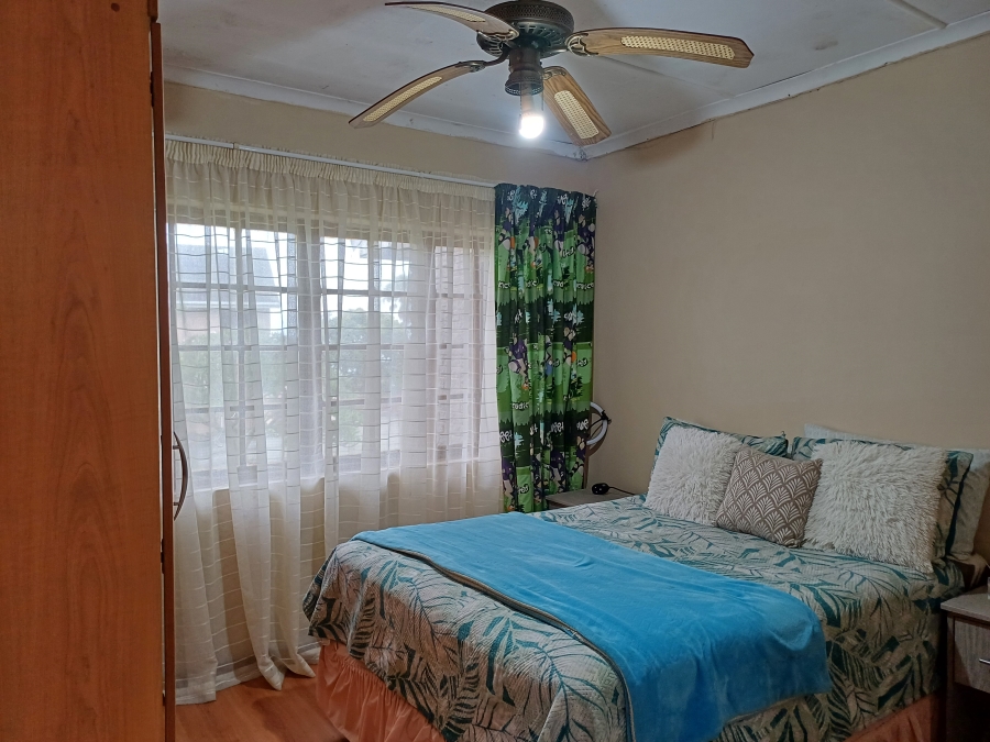 To Let 3 Bedroom Property for Rent in Sunnyridge Eastern Cape